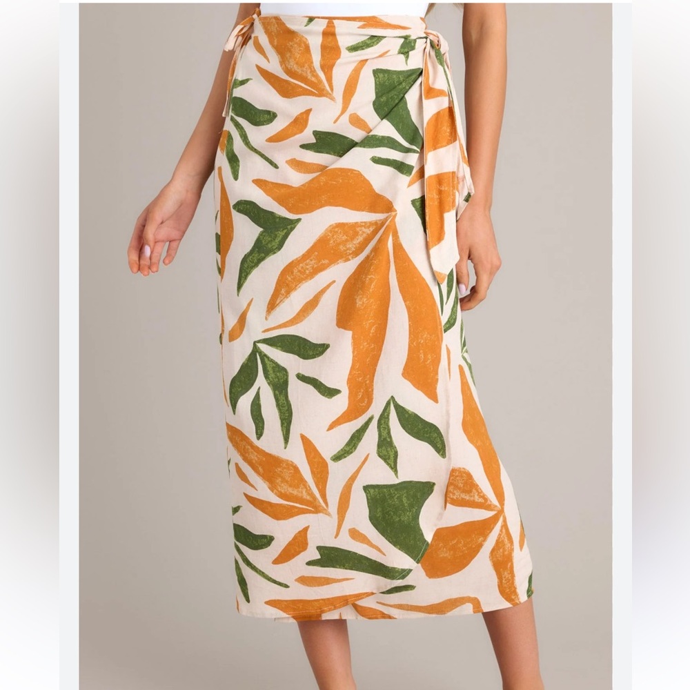 Dress Forum Orange and Cream Skirt